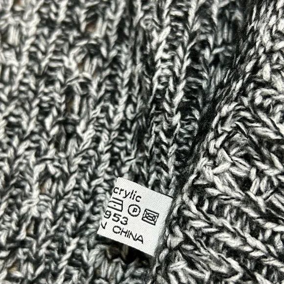 Gray Marled Knit Waterfall Hem Sleeveless Cardigan Vest - Picture 9 of 9